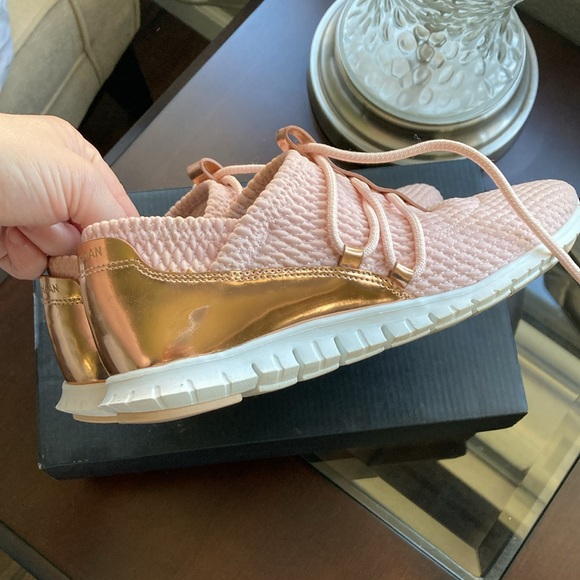 EUC! Cole Haan Zerogrand Rose Gold Quilted Sneaker - Picture 5 of 6